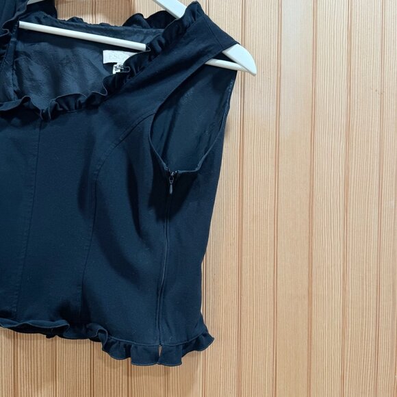 Vintage Escada Black Ruffled Sleeveless Top with a Side Zip Size 42 EUR - Picture 5 of 6
